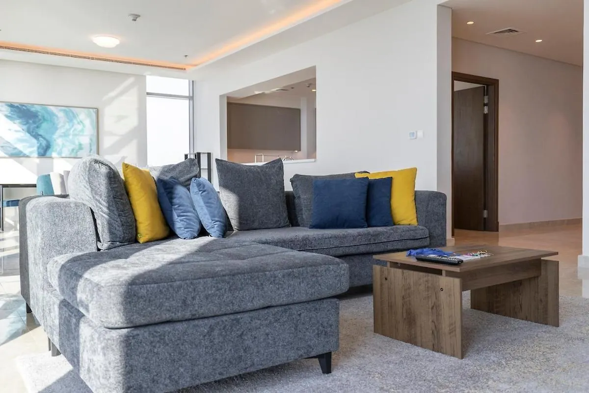 Airy 5-Bedrooms Apartment At Harbour Views With Stunning Scenery Of Dubai Creek! United Arab Emirates