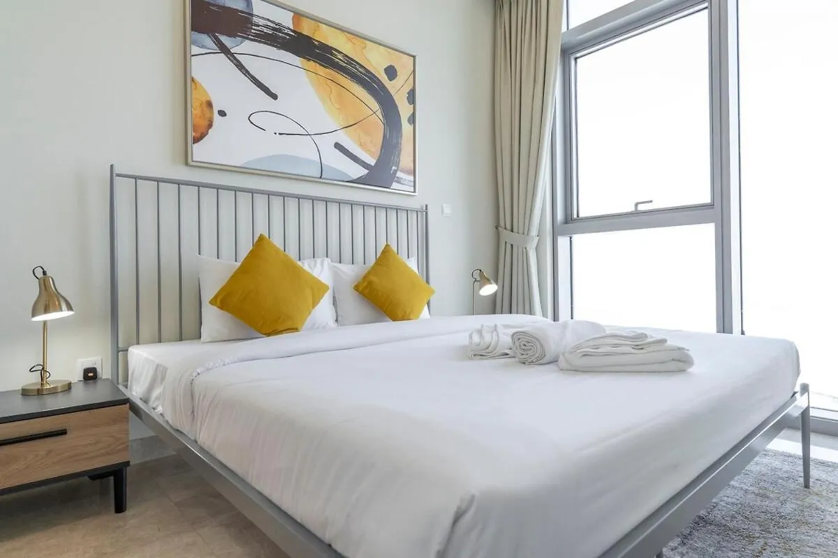 Airy 5-Bedrooms Apartment At Harbour Views With Stunning Scenery Of Dubai Creek! United Arab Emirates