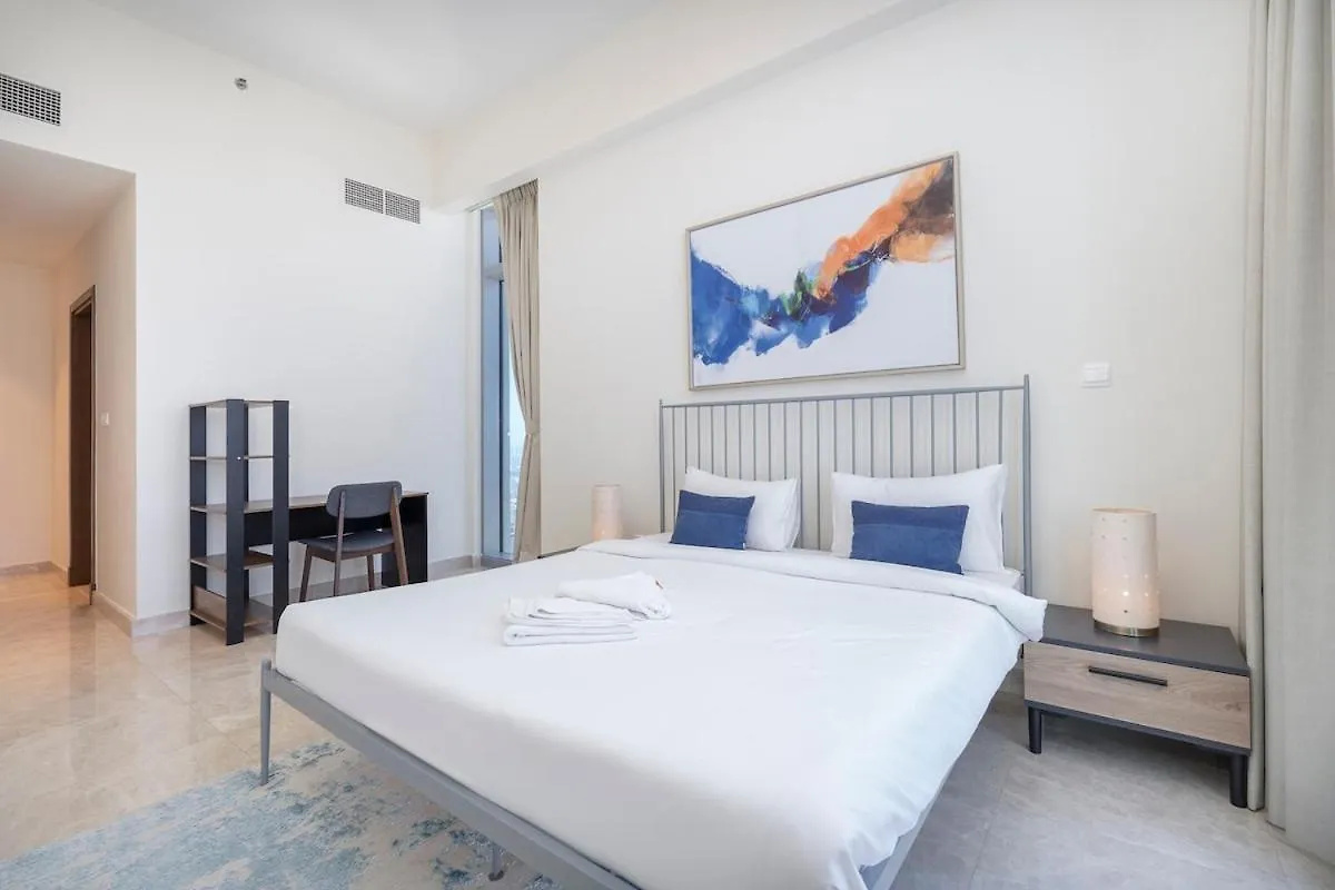 Airy 5-Bedrooms Apartment At Harbour Views With Stunning Scenery Of Dubai Creek! United Arab Emirates